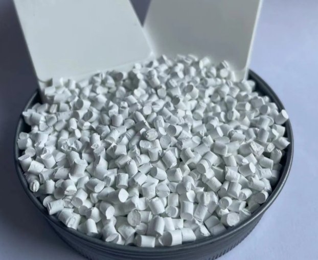 Masterbatch plastique blanc TiO2 pour films et tuyaux PE